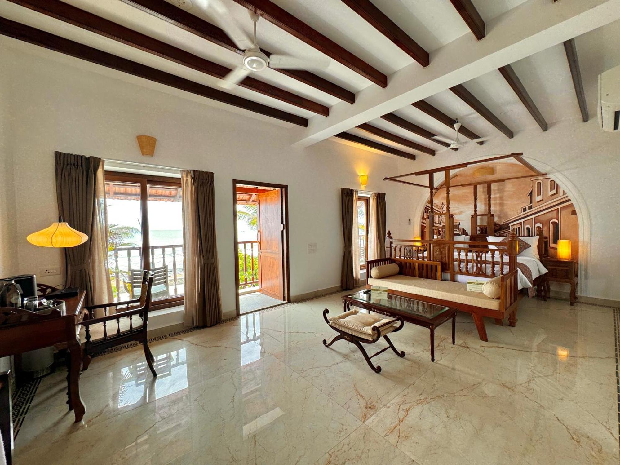 La Plage Seaview Suites Pondicherry Ngoại thất bức ảnh