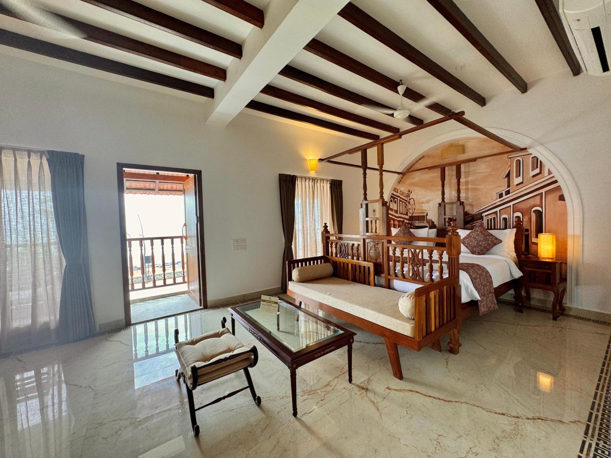 La Plage Seaview Suites Pondicherry Ngoại thất bức ảnh