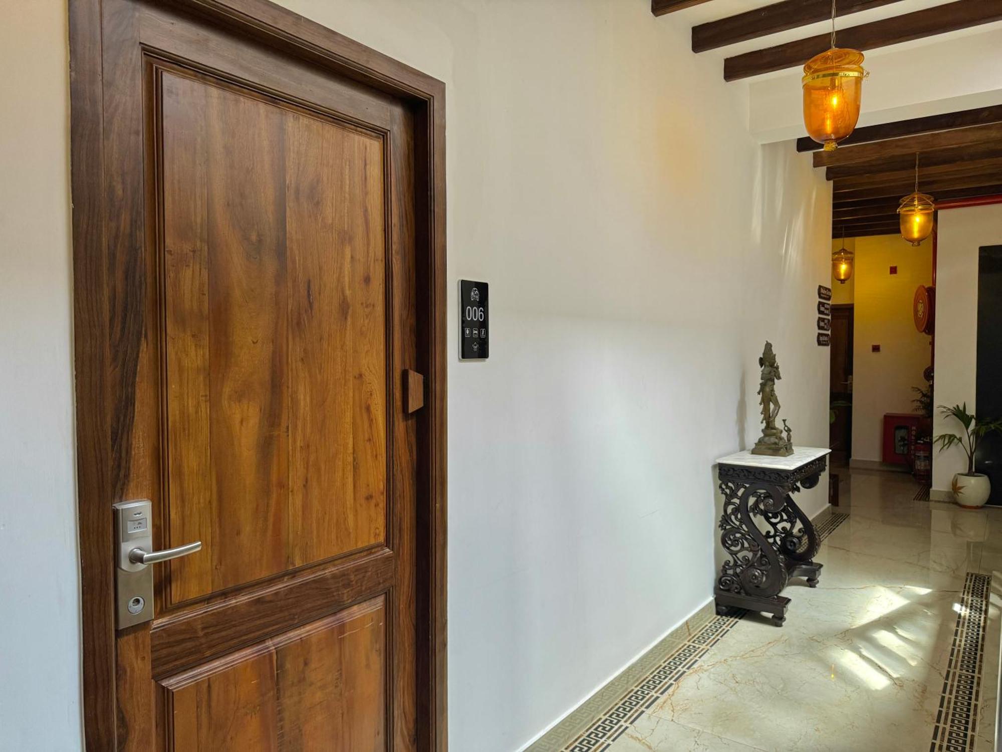La Plage Seaview Suites Pondicherry Ngoại thất bức ảnh