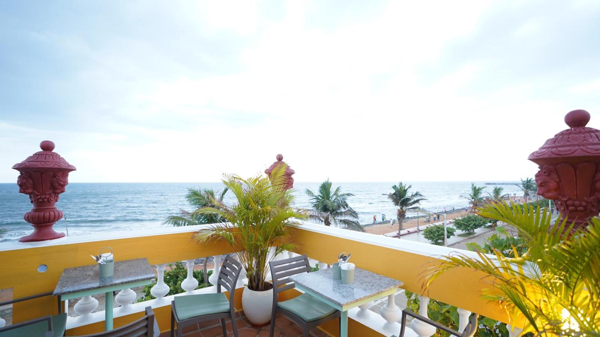 La Plage Seaview Suites Pondicherry Ngoại thất bức ảnh